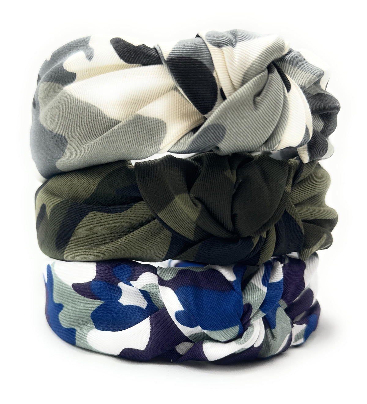 Yetasi camo headband enhances outfits while staying comfortable