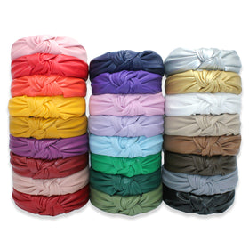 YETASI headbands attracting compliments with a refined, stylish touch