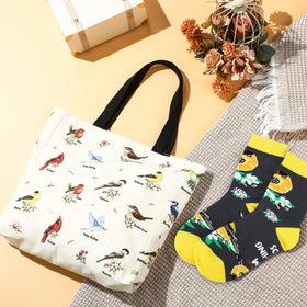 Yeyeplum animal keychain brings charm to keys or bags