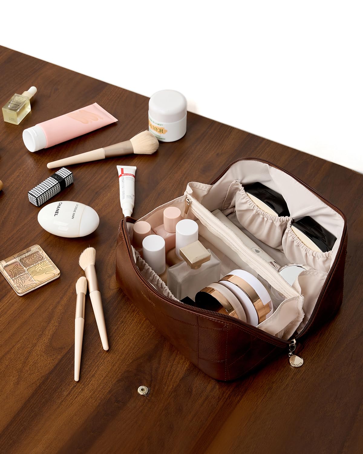 Yikisite makeup bag as toiletry or purse shows versatile use.