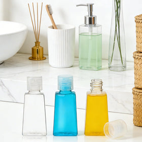 YIMITEE compact 1 oz bottle fits pockets and bags