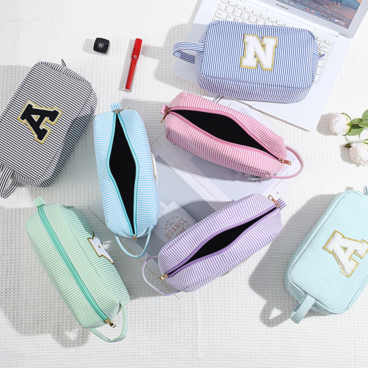 YOOLIFE initial bag is easy to clean with hand-wash care.