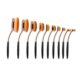 Travel-friendly case keeps brushes organized and protected.
