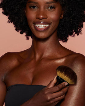 YOSHUYUKI large kabuki brush blends foundations and body colors.