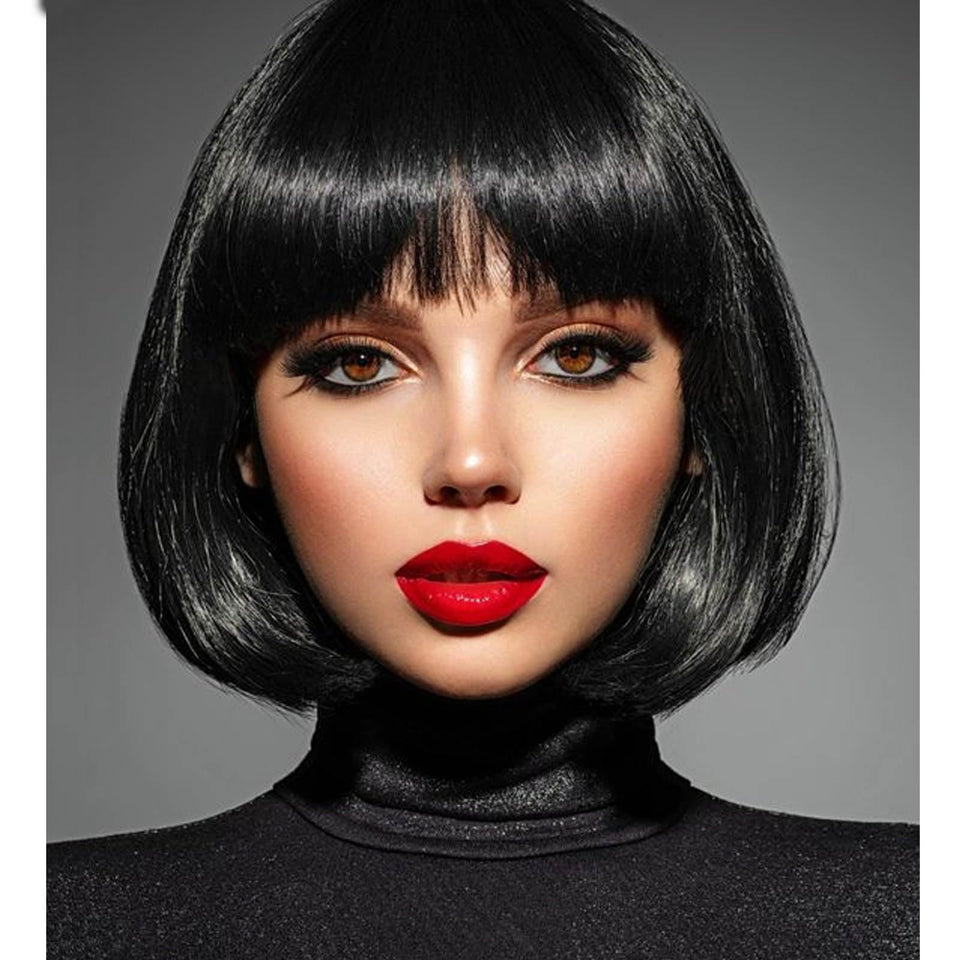 YOUNIGA black bob wig with bangs, 12-inch length for everyday style and versatility.