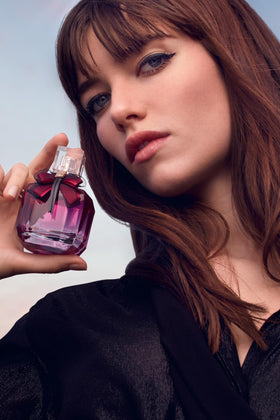 YSL Mon Paris Intense perfume rose note visual evokes romantic evening vibes.