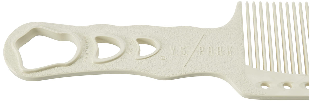 Y.S.PARK YS-282 clipper comb features concave-top for accurate 90-degree alignment.