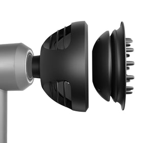 YTCHYYSK New Wave+Curl Diffuser on Dyson HD01 for defined waves and smooth airflow.