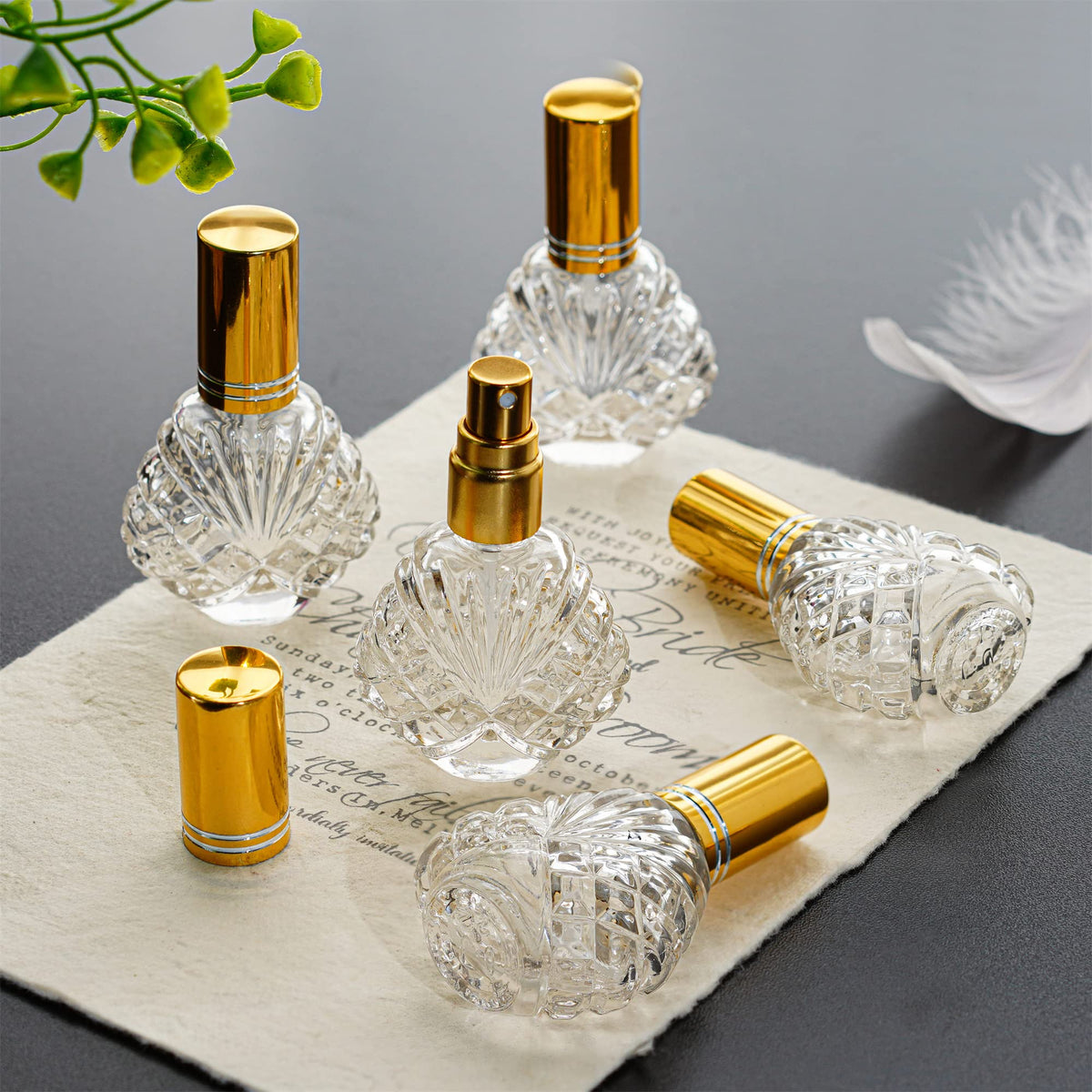 YU FENG travel-friendly spray bottles fit purses and gym bags.