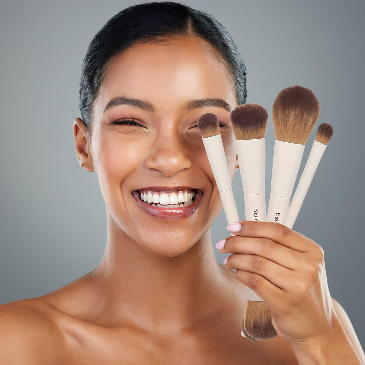YutimeAura foundation and concealer brush for precise coverage