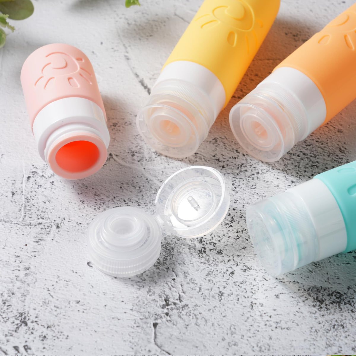Zafit leak-proof bottle design prevents spills during travel and security checks