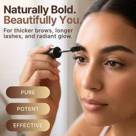 Zaynoo castor oil bottle with pump supports daily skincare routine.