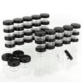 ZEJIA 5g sample container with lid shows a secure, leak-free seal for travel