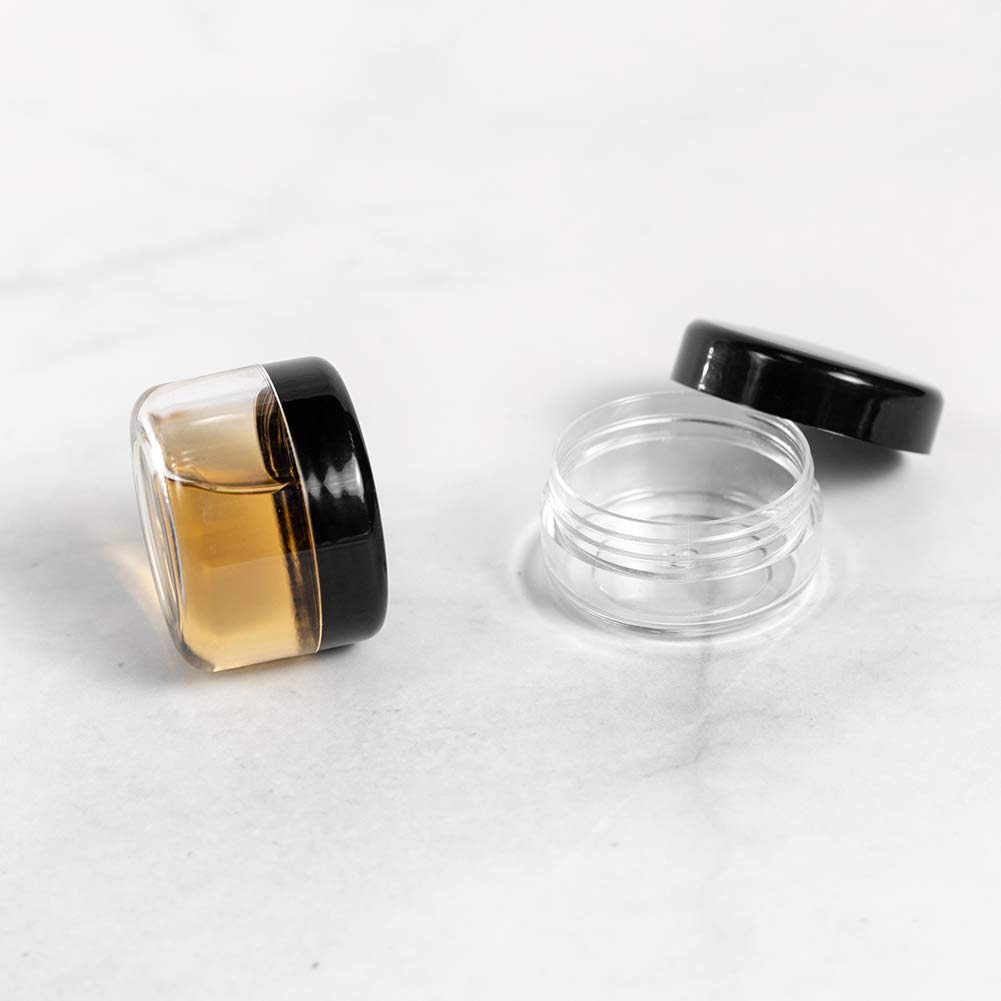 ZEJIA 10g BPA-free container ensures safe, lightweight cosmetics on the go