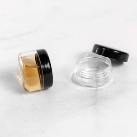 ZEJIA 10g BPA-free container ensures safe, lightweight cosmetics on the go