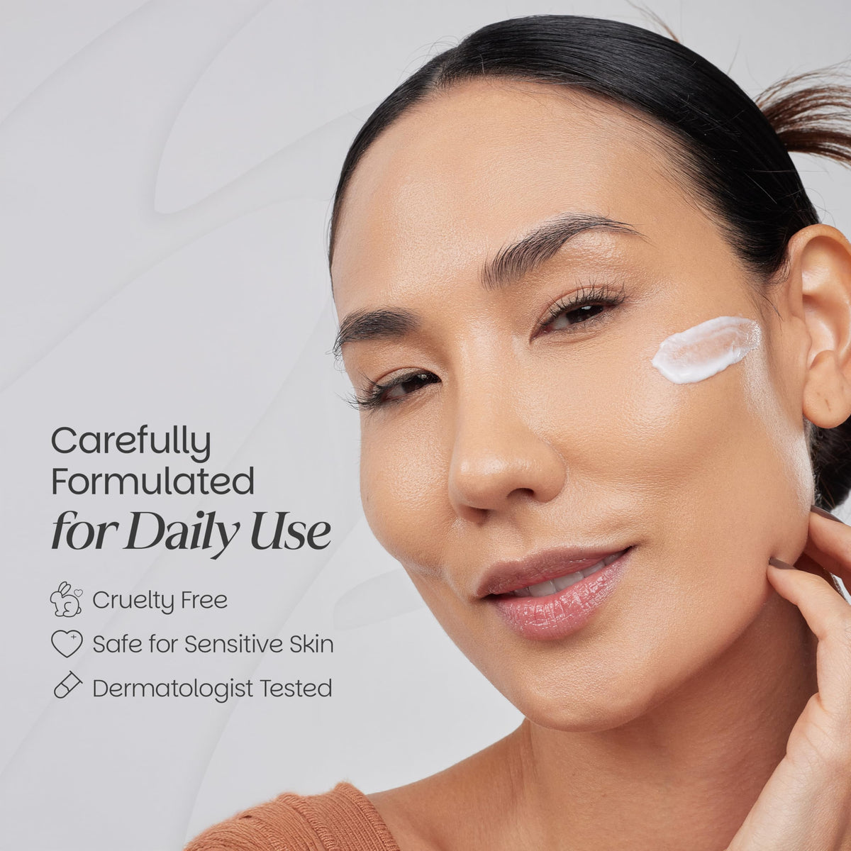 Zenttu routine concept shows AM and PM use with SPF reminder.