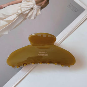 ZHOUMEIWENSP olive-green acrylic clip complements outfits and events
