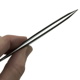 Zizzili Basics ingrown hair tweezers with fine-point tips for precise root hair removal
