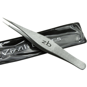 Zizzili Basics Fine Point Tweezers with tip guard for safe storage