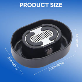 Zoanchig Razor Rinser in push action showing targeted water spray between blades.