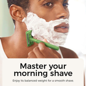 ZOMCHI close-comb razor design for a smooth, controlled shave.