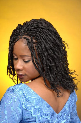 ZRQ 8-inch micro twist crochet hair close-up with natural curl ends for a fuller look.